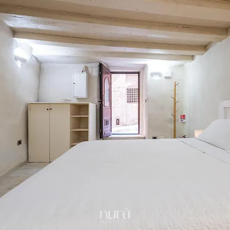 Castello Cozy Apartamento